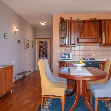 Hoba By Interhome Appartement Banjol